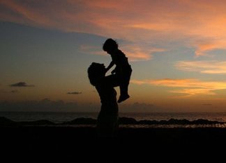 Perempuan penentu generasi Perempuan penentu generasi