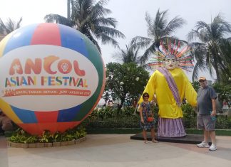 Pantai Utara Jakarta yang semakin renta
