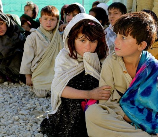 STOK PANGAN MENIPIS, WARGA AFGHANISTAN TERANCAM KELAPARAN USAI TALIBAN BERKUASA