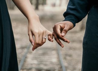 Ramai Pernikahan Dini, Sebenarnya Berapa Minimal Usia untuk Menikah ?